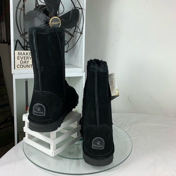 BearPaw Elle Short Wide Womens Boot. - Picture 3 of 7